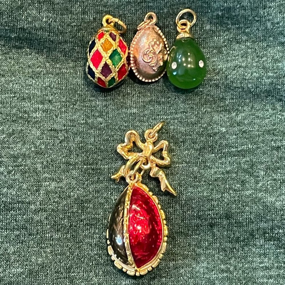 Joan Rivers egg charms - lot
